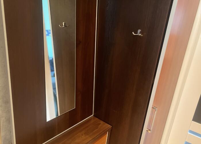 Grajewo ogłoszenia: Sprzedam meble do przedpokoju (lustro,komoda na obuwie,półszawa)....