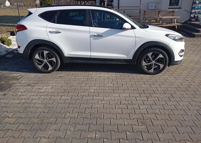 Grajewo ogłoszenia: Sprzedam Hyundaia Tucson w bardzo dobrym stanie  rok 2016 , zadbany...